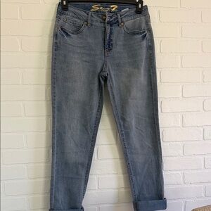 Seven7 Women's Light Blue Ankle Jeans